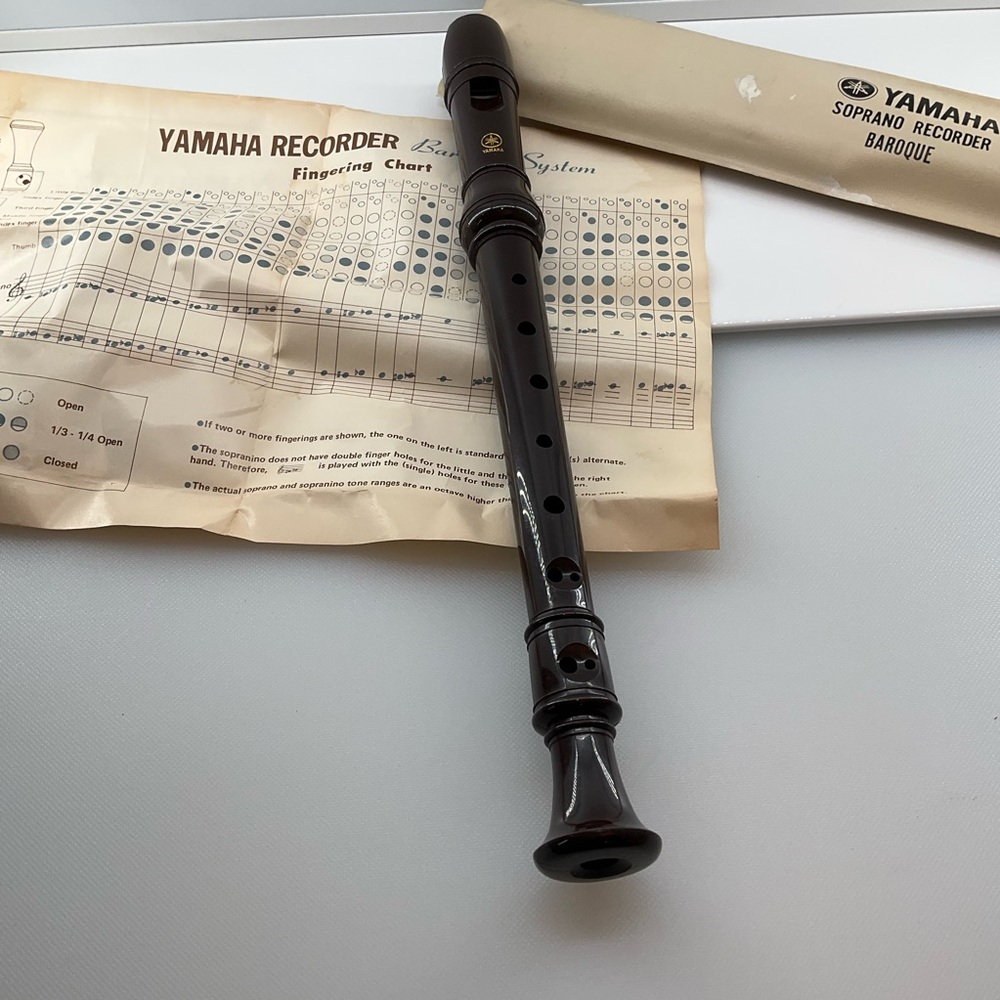 vtg YAMAHA Soprano Baroque Recorder Fingering Chart Case